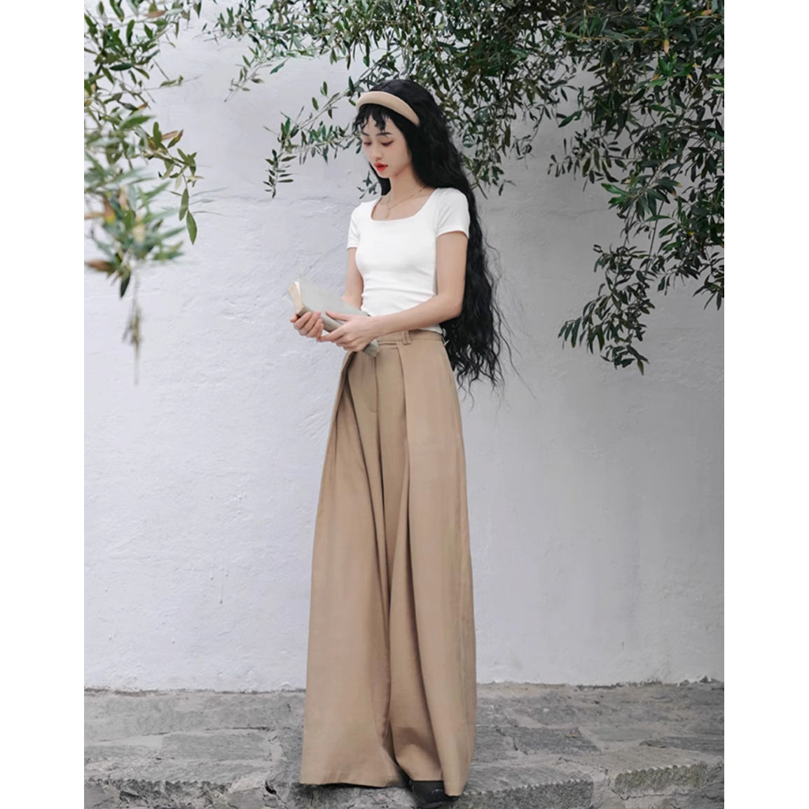 英国令嬢のワイドレッグパンツ