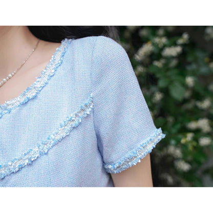 霧青の空色レトロトップスとスカート