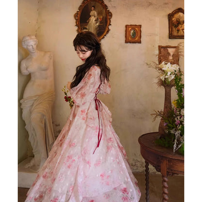 薄紅の薔薇の編み上げワンピース