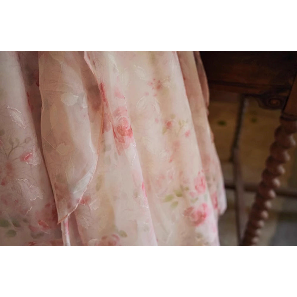 薄紅の薔薇の編み上げワンピース