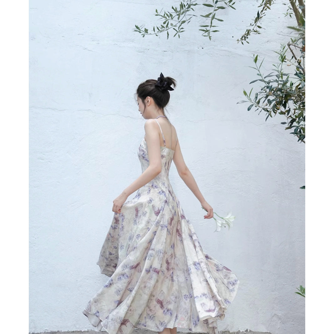 蝶々と花の水彩画キャミソールワンピースとシフォンカーディガン