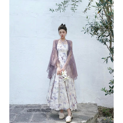 蝶々と花の水彩画キャミソールワンピースとシフォンカーディガン