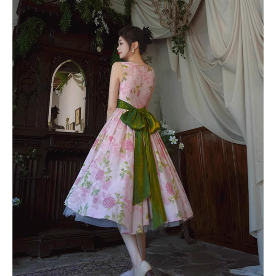 桃色の菊の花絵画ワンピース