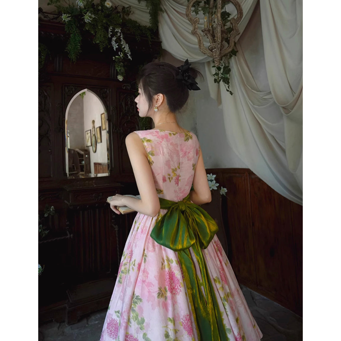 桃色の菊の花絵画ワンピース