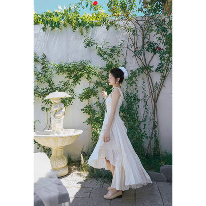 月光の花の刺繍ストラップワンピース