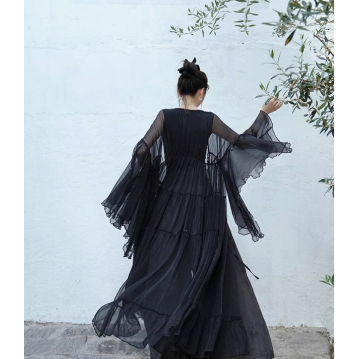 漆黒のお嬢様のロングカーディガン