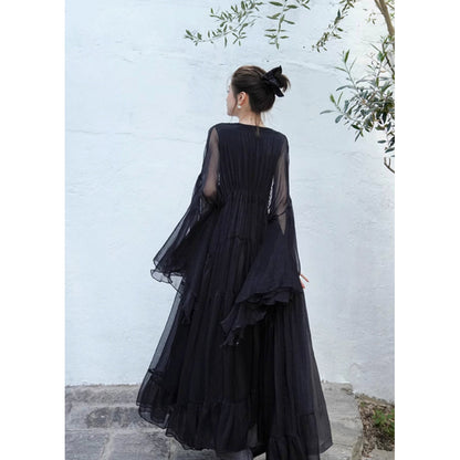 漆黒のお嬢様のロングカーディガン