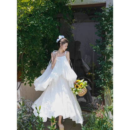 月光の花の刺繍キャミソールとロングスカート