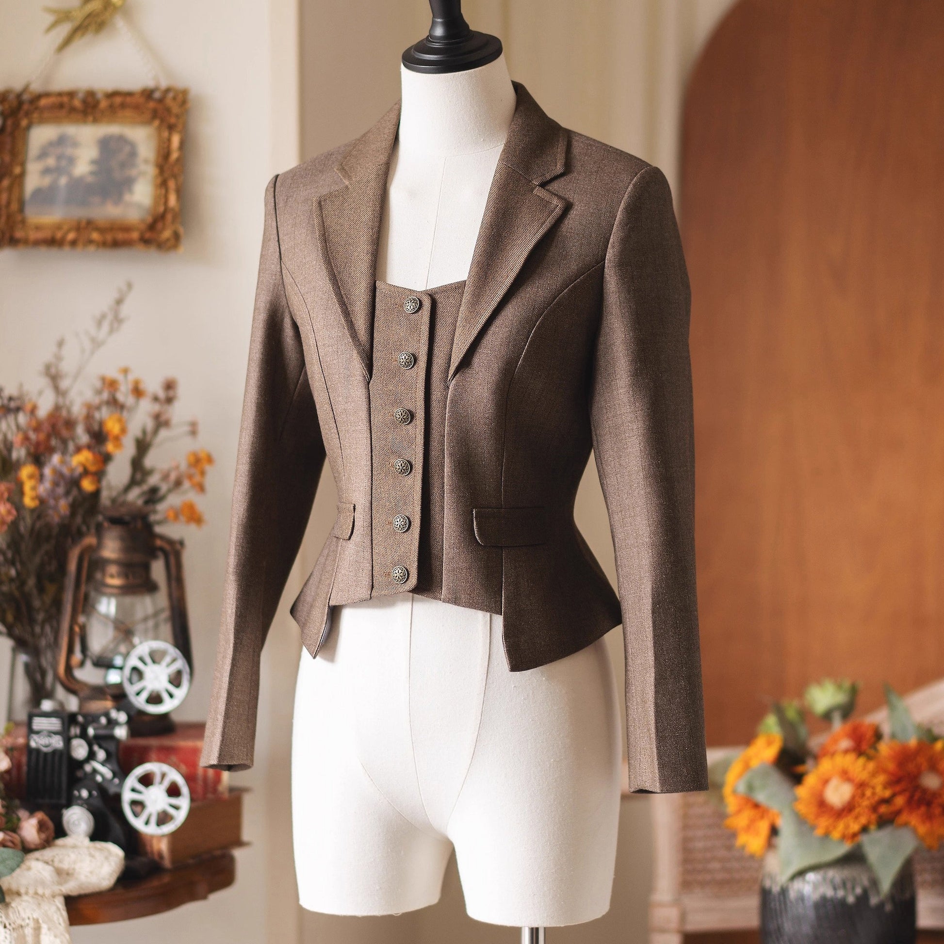 英国のお嬢様のクラシカルショートジャケット - Brown