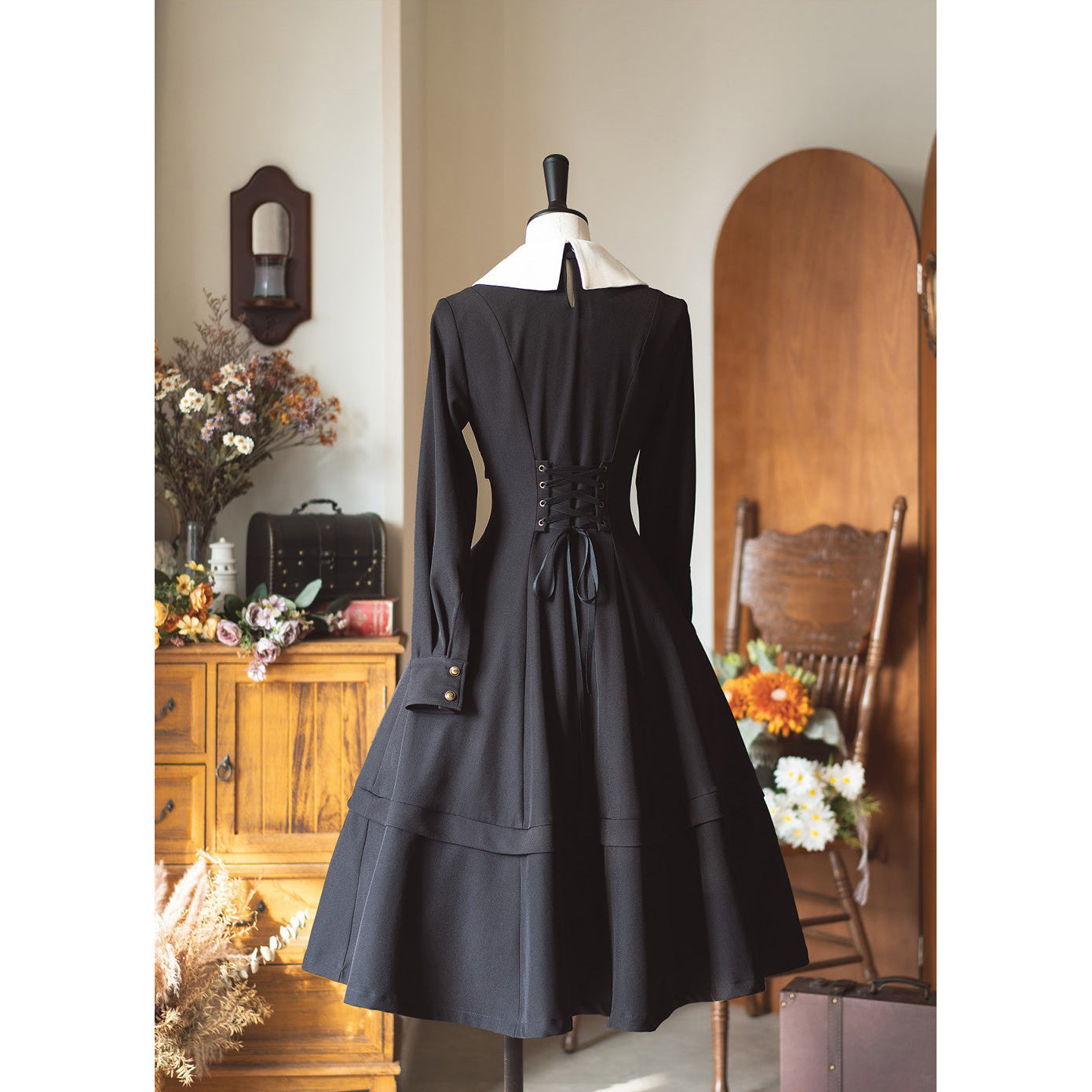 Silver Screen Actress Classic Black Cape Dress remulia Silver Screen Actress Classic Black Cape Dress remulia