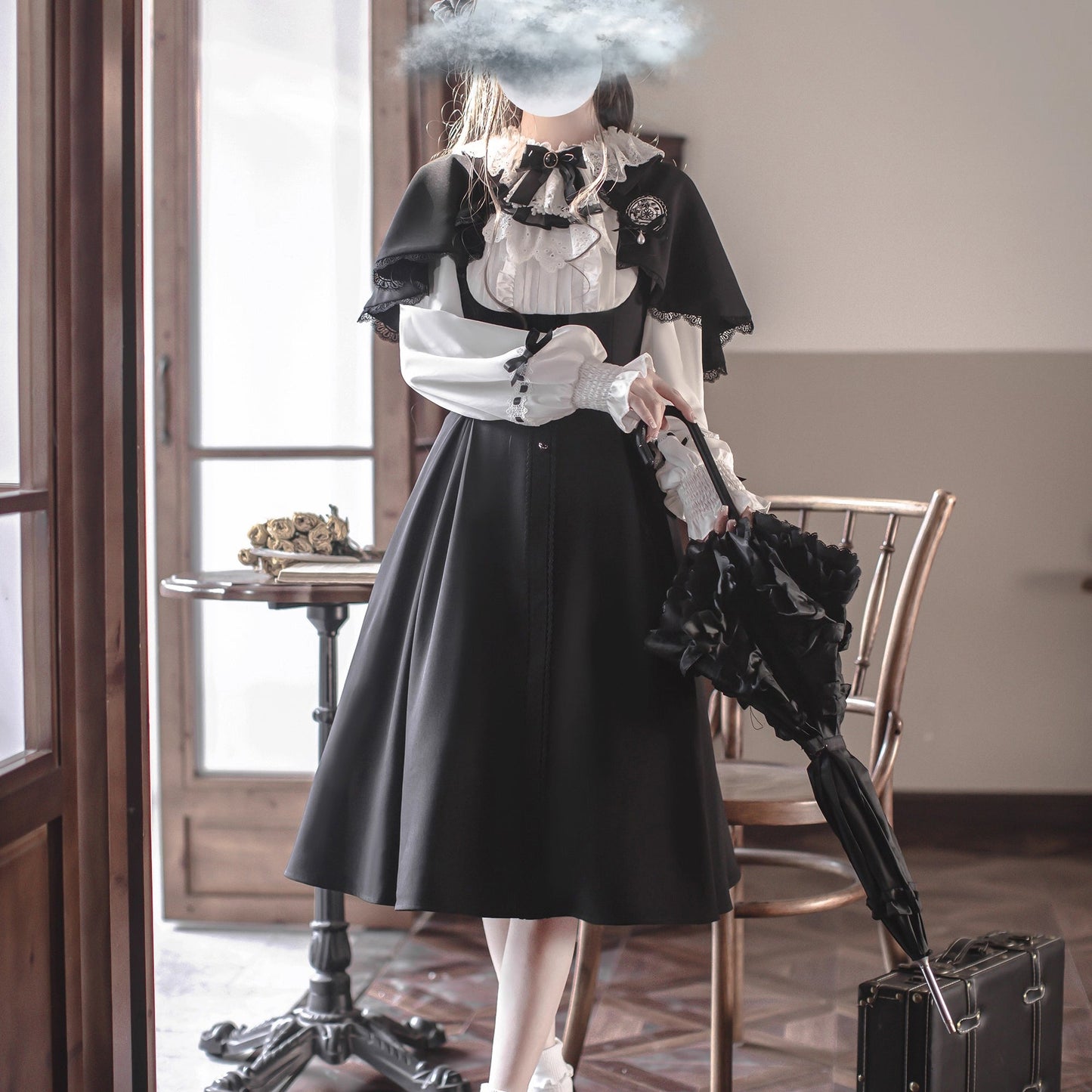 英国令嬢のクラシカルドッキングワンピースとケープ - Black