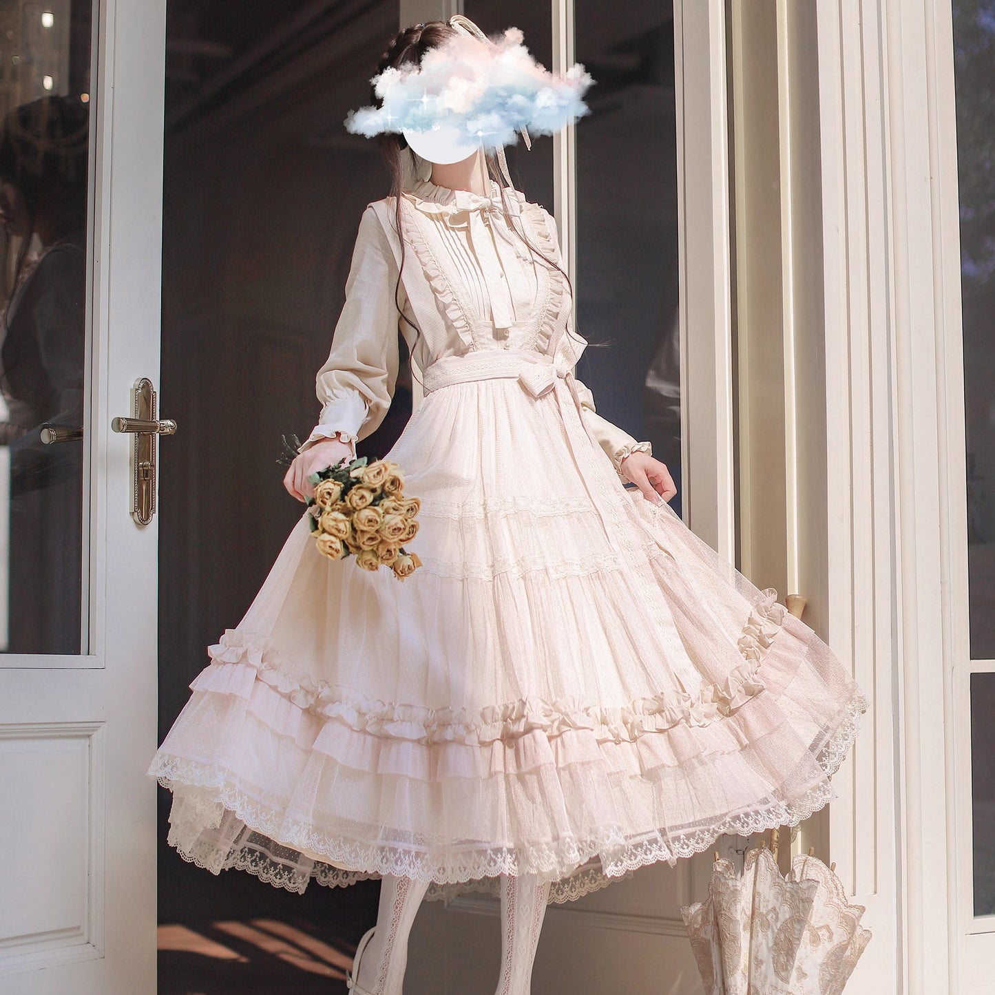 奏鳴曲を奏でる刺繍ジャンパースカートとフリルリボンブラウス