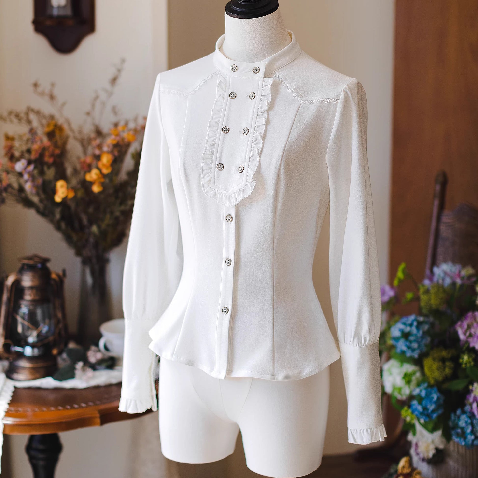 英国のお嬢様のスタンドカラーブラウス - White