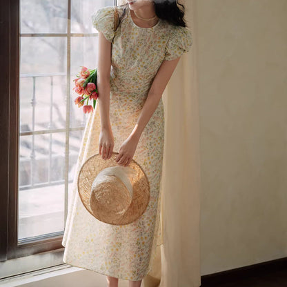 水彩の花群集レトロワンピース