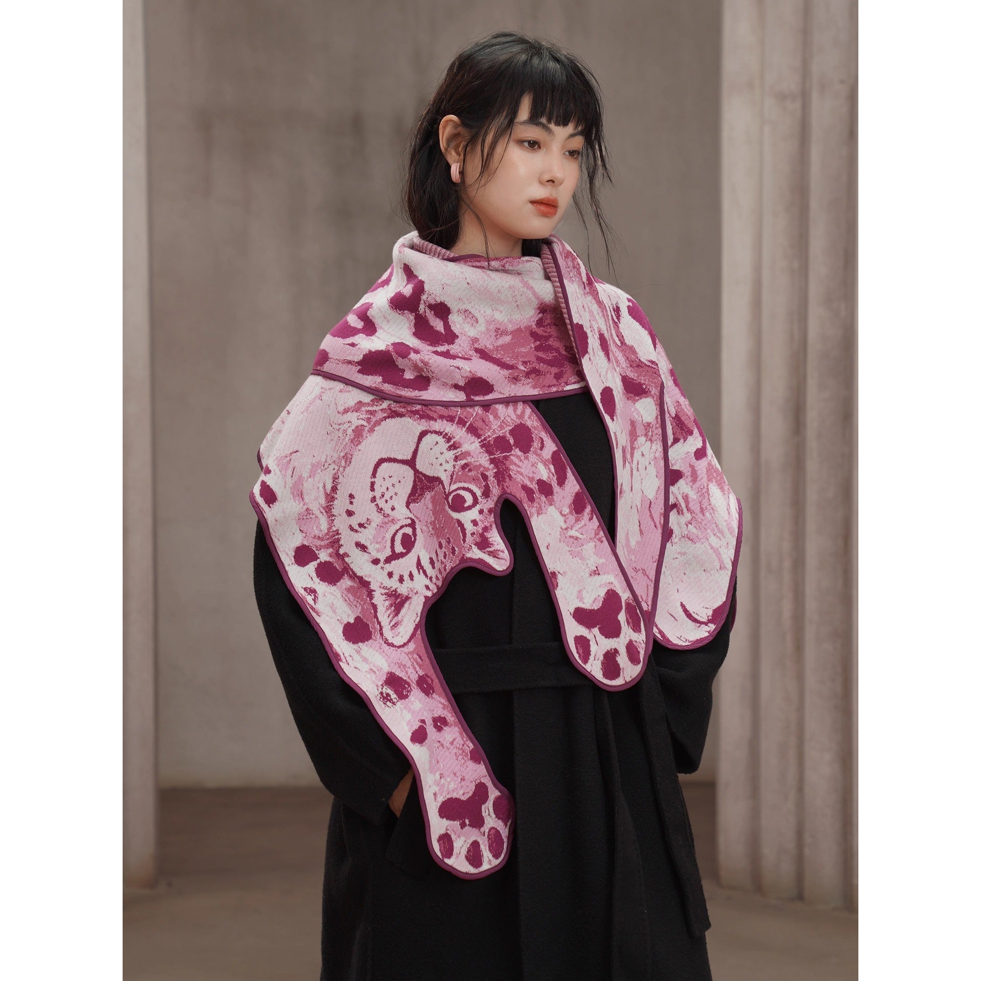 豹の挿絵ニットストール