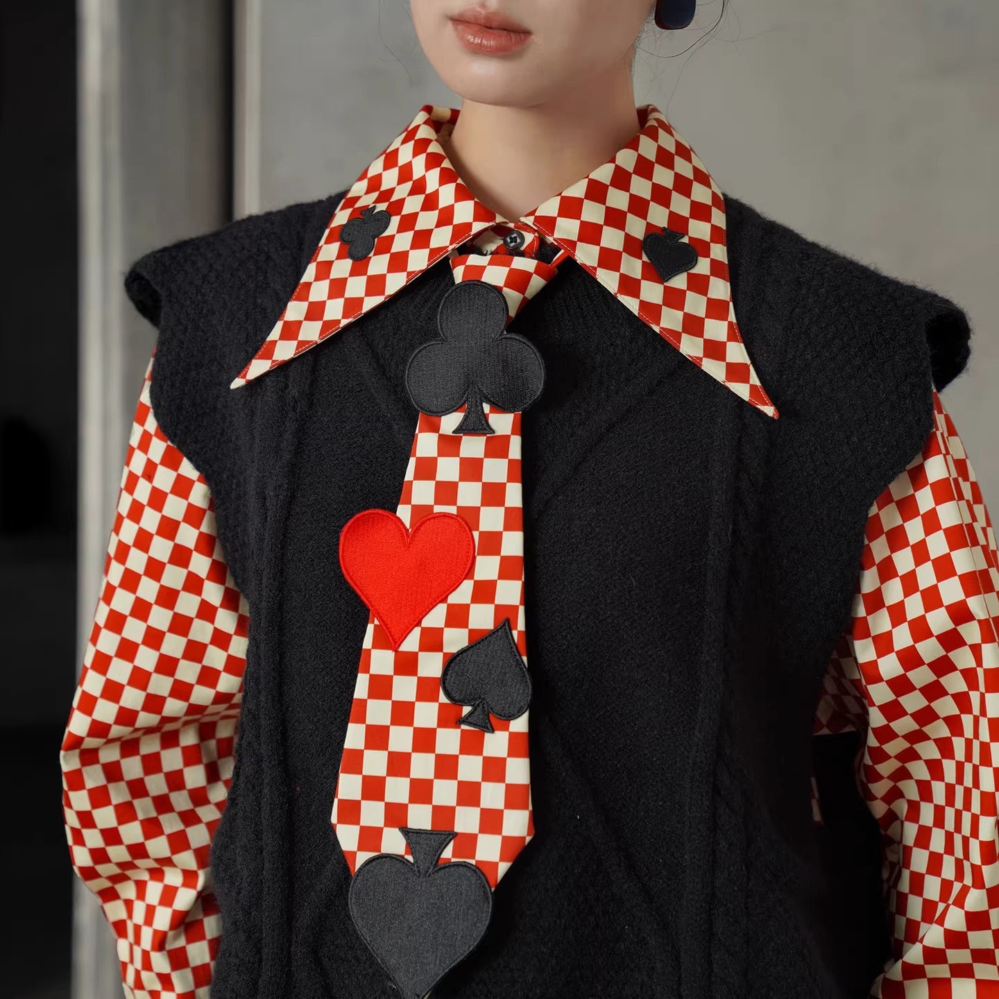 トランプのマークの刺繍ネクタイ - Checked