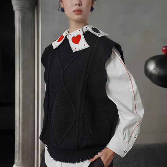 幾何学模様のニットベスト