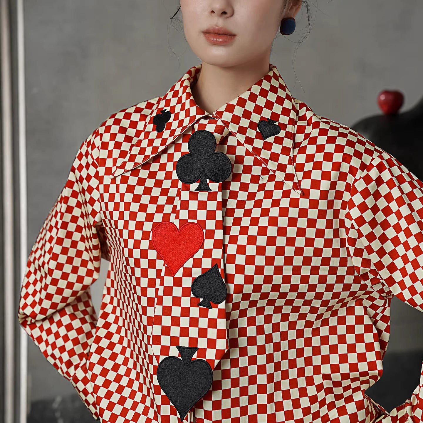 トランプのマークの刺繍ネクタイ - Checked