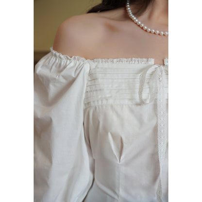 純白の貴婦人レトロトップス