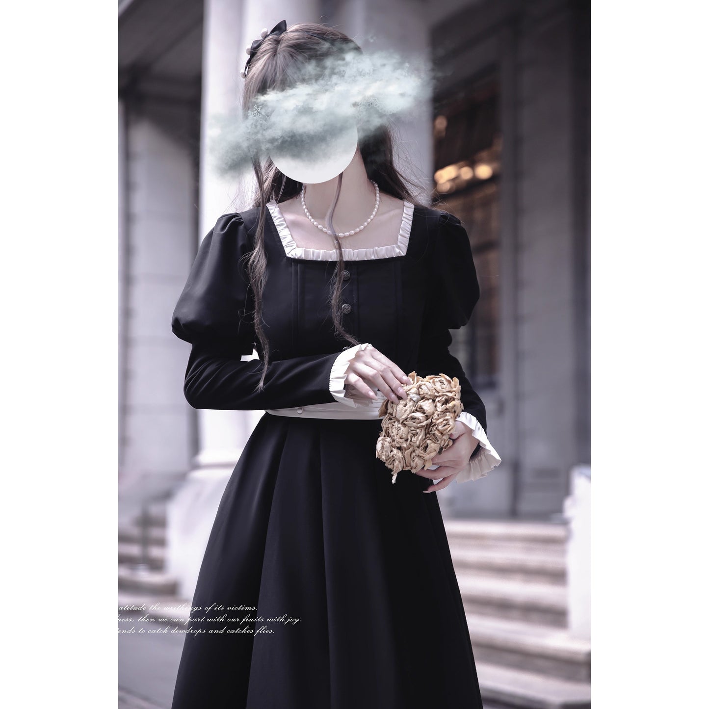 漆黒の舞踏会のクラシカルワンピース