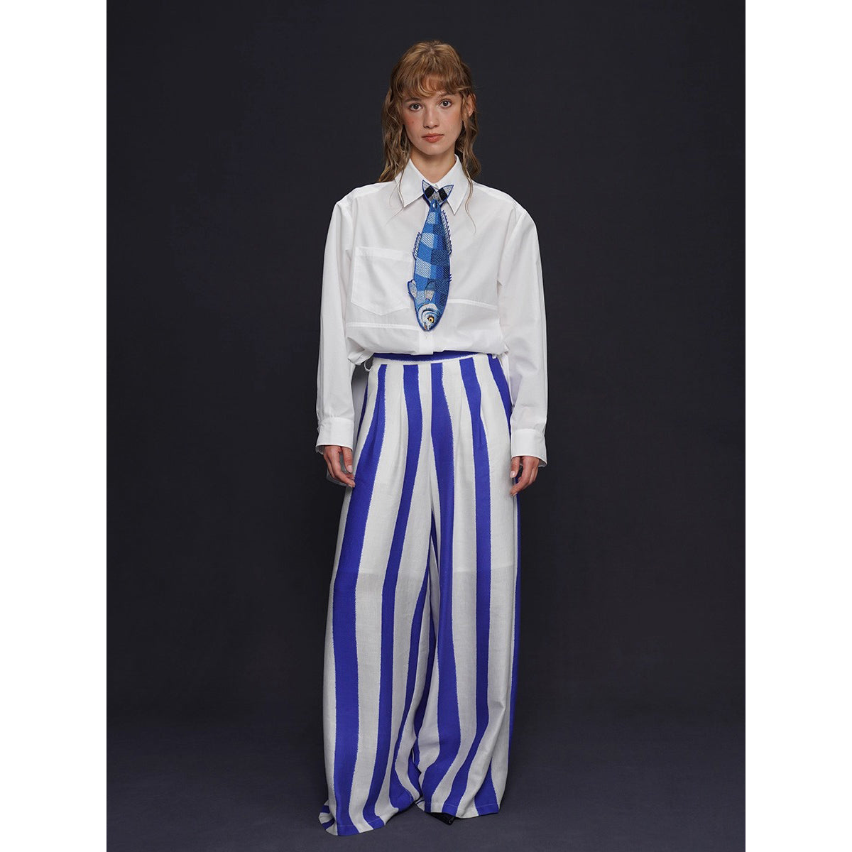 お魚の刺繍ネクタイ（ブルー）