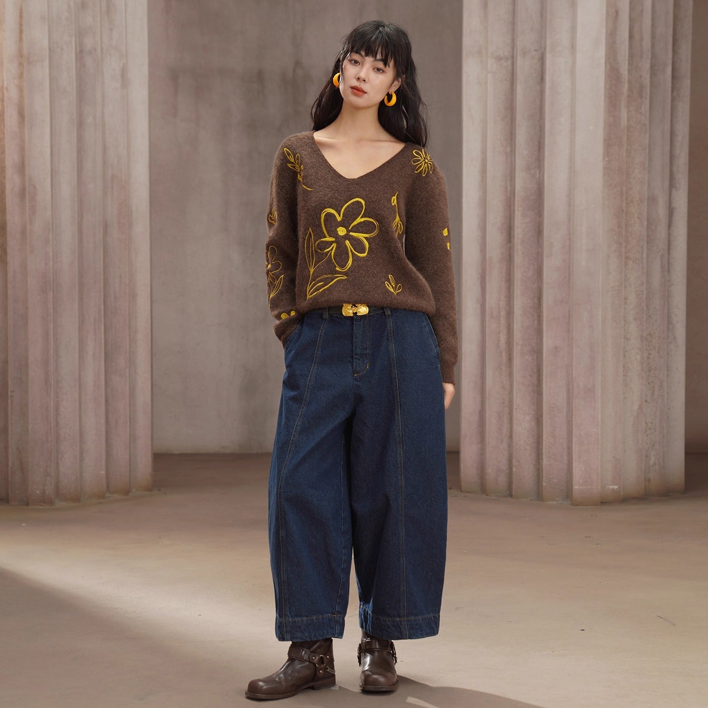 植物の刺繍ニットセーター