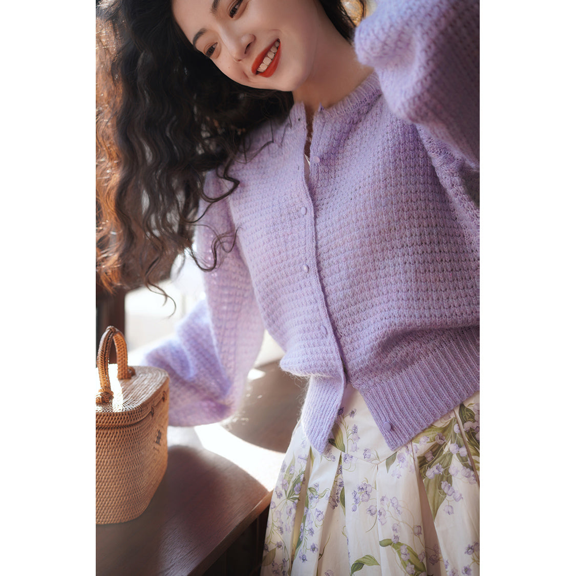 透かし編みのニットカーディガン - Purple