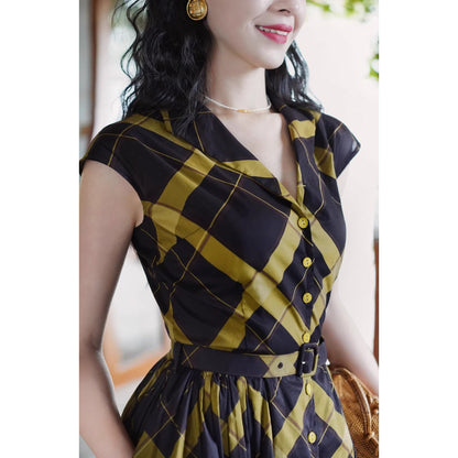 映画女優の格子柄クラシックワンピース