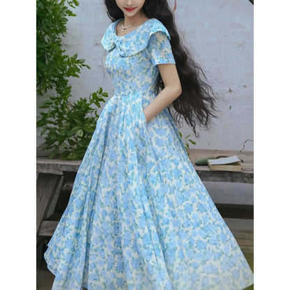 水縹の薔薇柄レトロワンピース