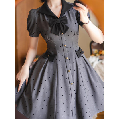 映画女優の水玉柄クラシカルワンピース - Slate Gray