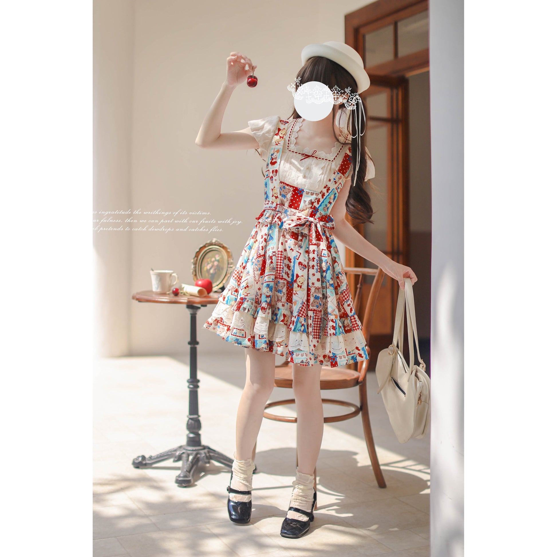 絵本のお嬢様のジャンパースカートとトップス