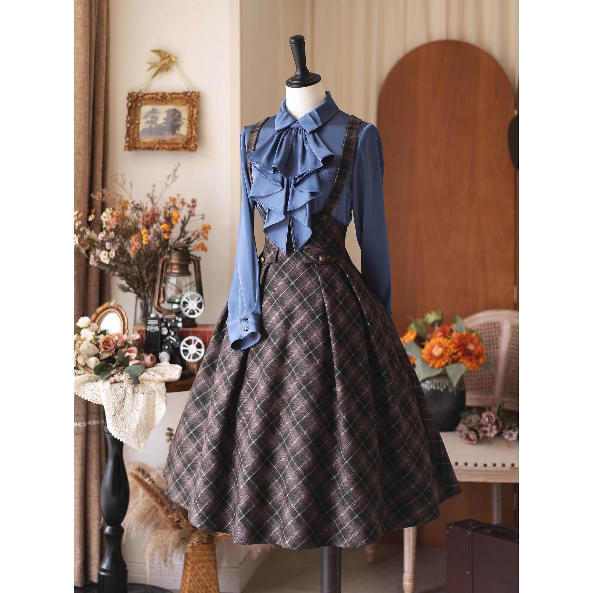 英国のお嬢様のクラシカルブラウス - Madonna Blue