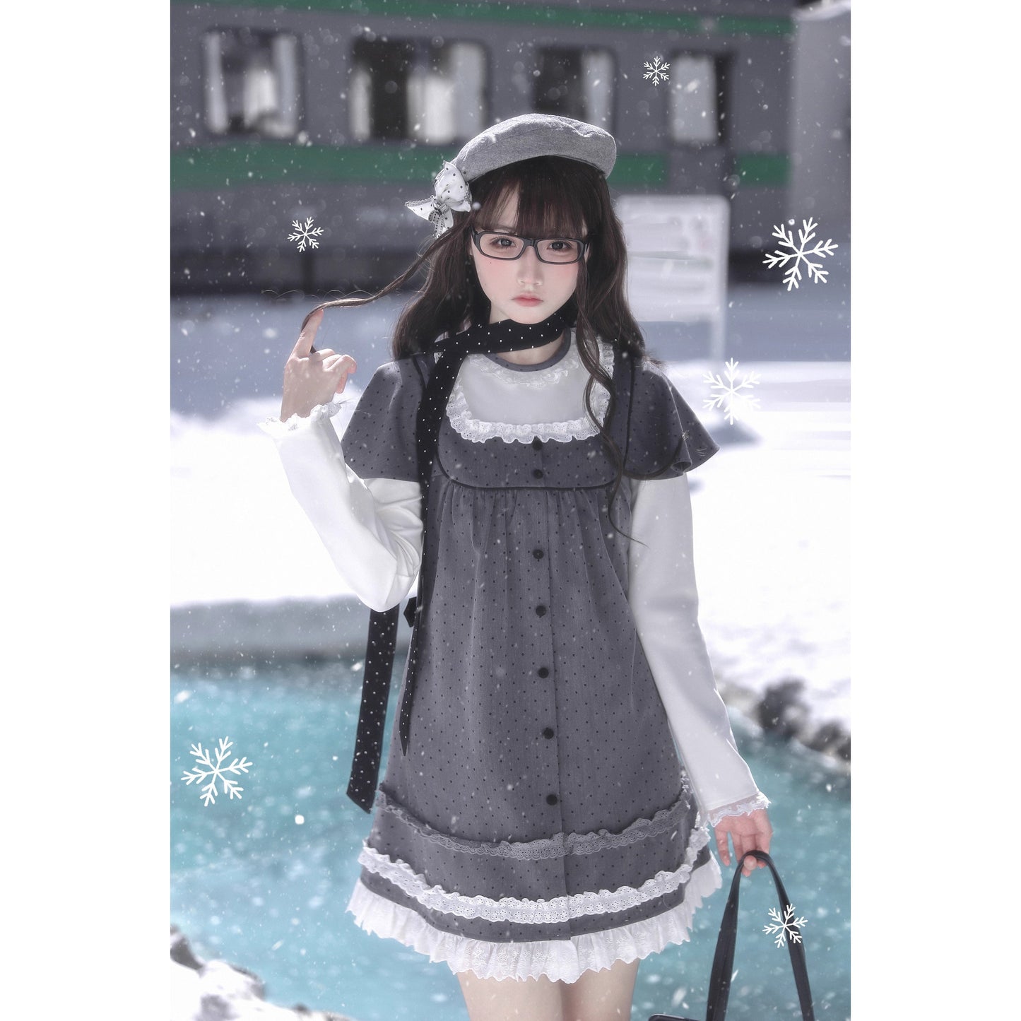 書斎のお嬢様のドッキングワンピース