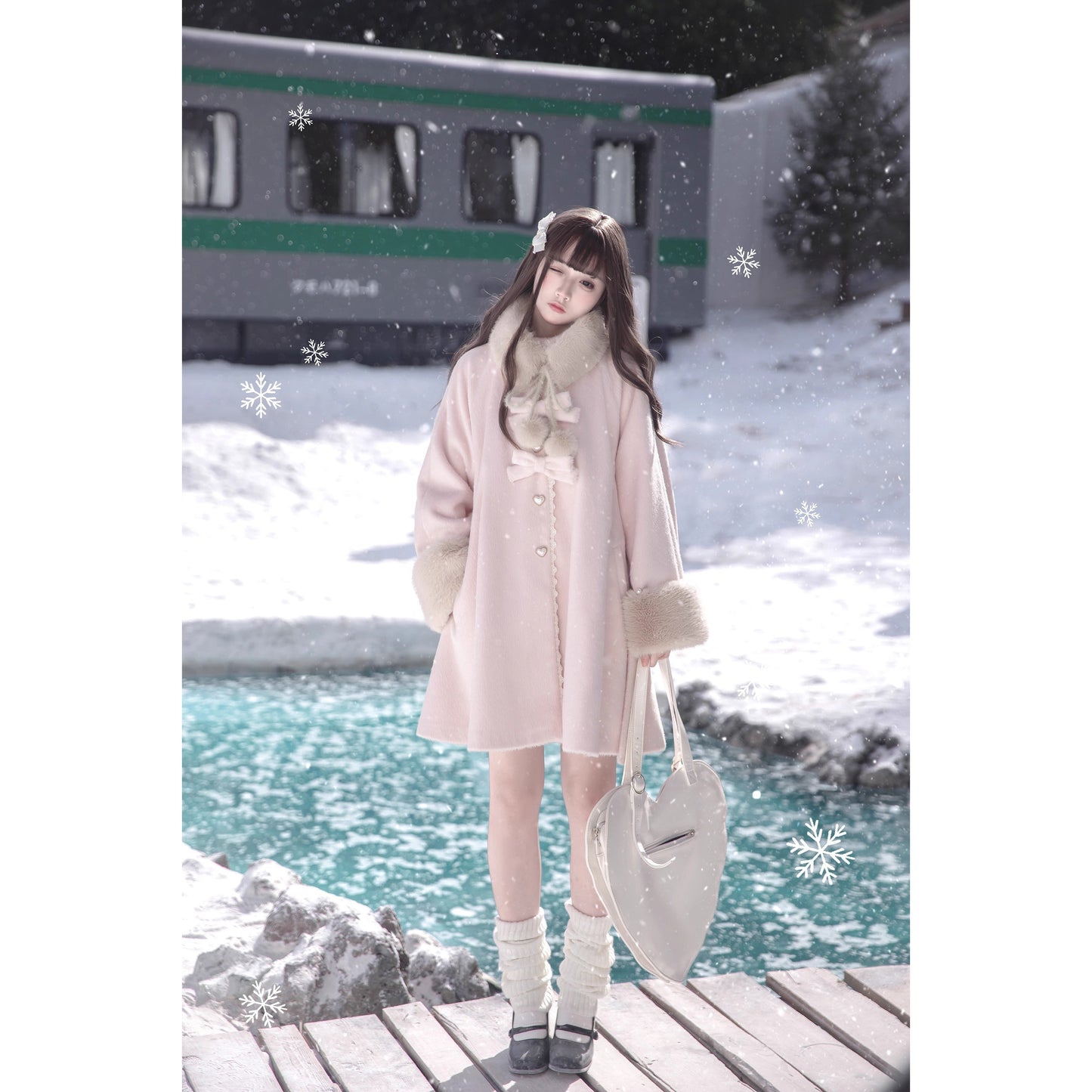 桜色のお嬢様のリボンファーウールコート