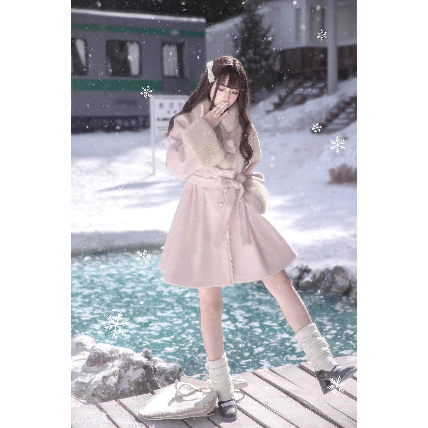 桜色のお嬢様のリボンファーウールコート