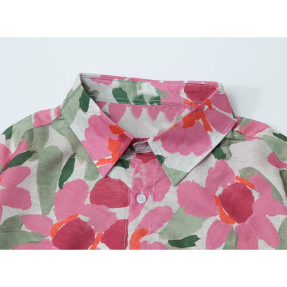 桃色の花柄アートシャツ