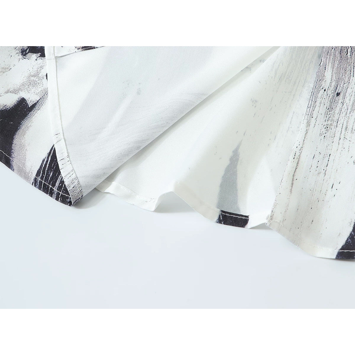 水墨の抽象画アートシャツ