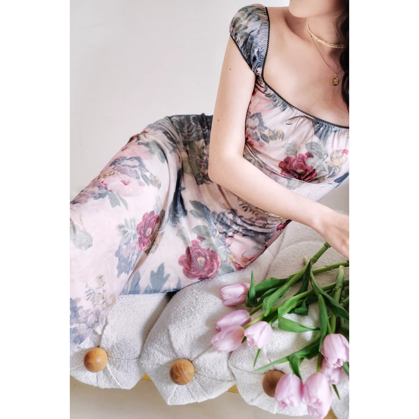 薔薇の油彩画レトロワンピース