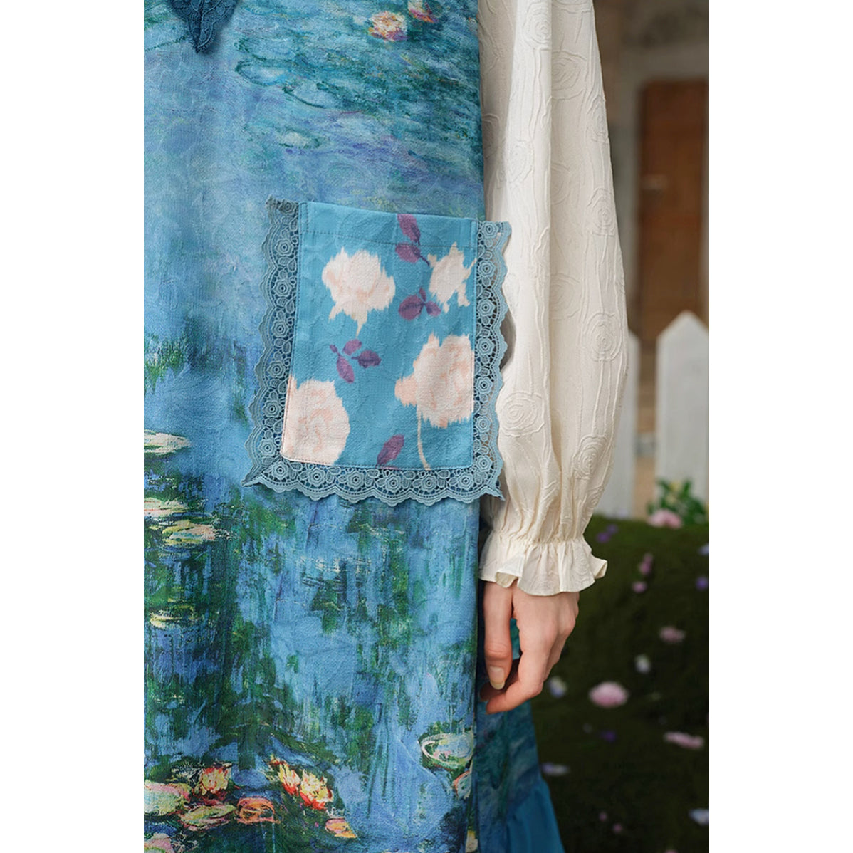 睡蓮の池のワンピース