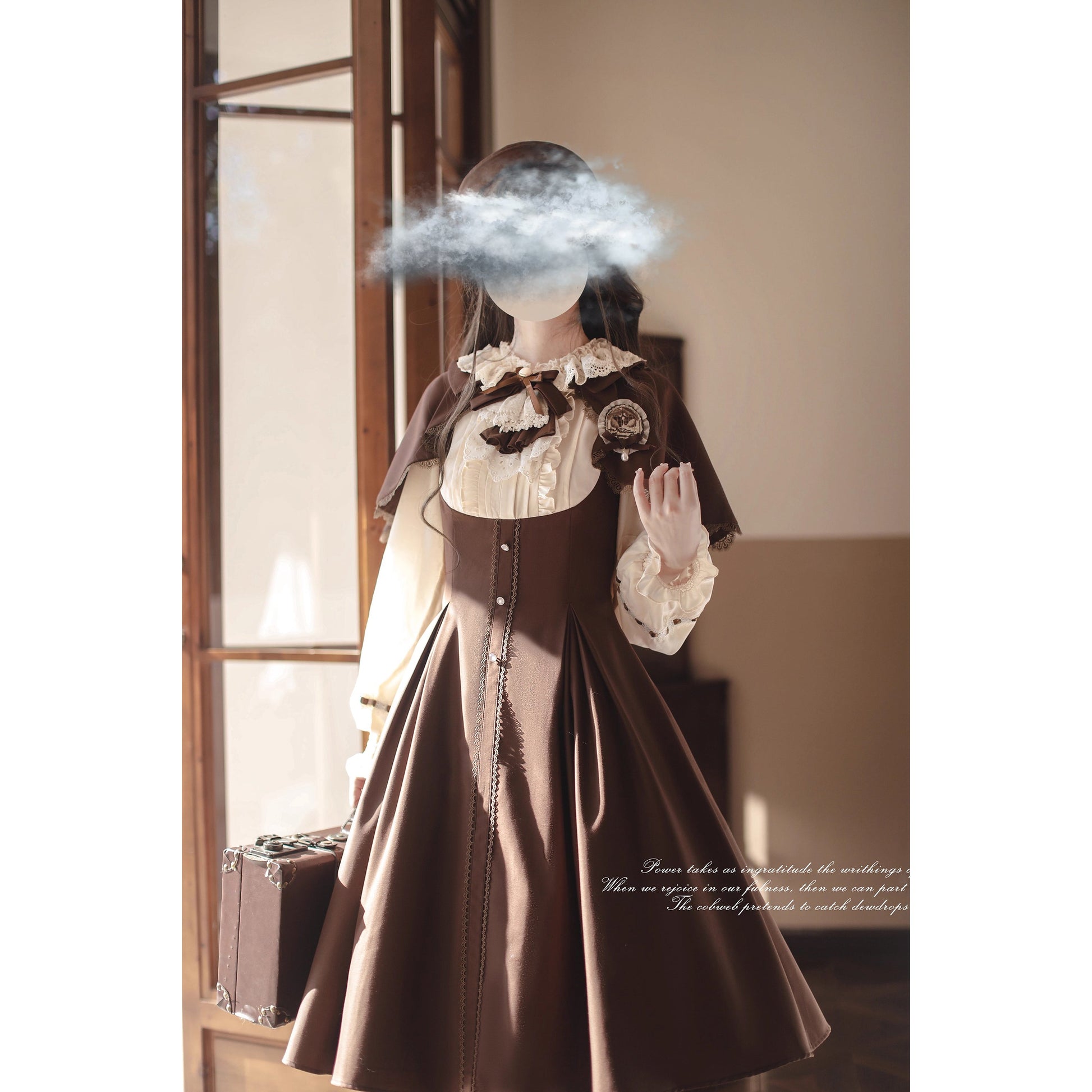 英国令嬢のクラシカルドッキングワンピースとケープ - Brown