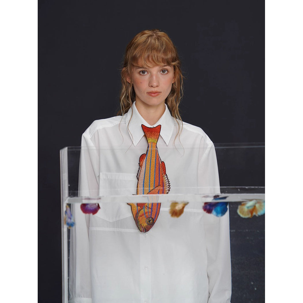 お魚の刺繍ネクタイ（オレンジ）