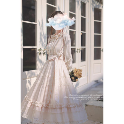 奏鳴曲を奏でる刺繍ジャンパースカートとフリルリボンブラウス