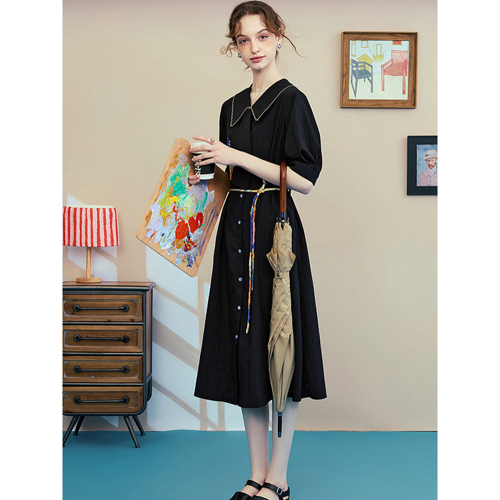 オーヴェルの教会の刺繍ワンピース