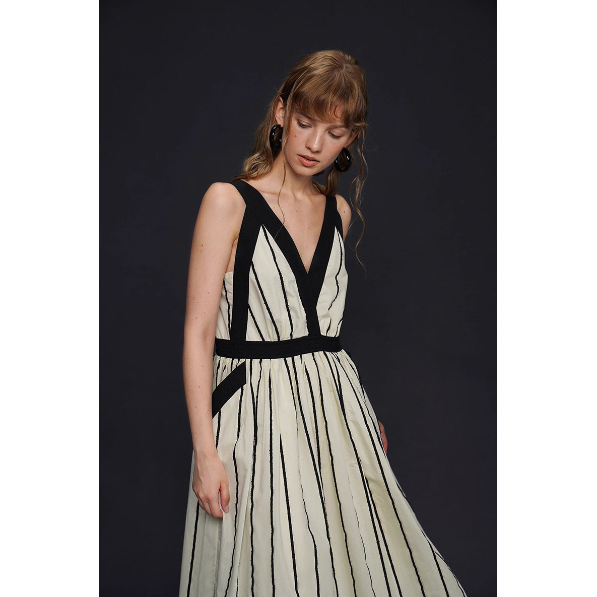 生成の縦縞ストライプワンピース