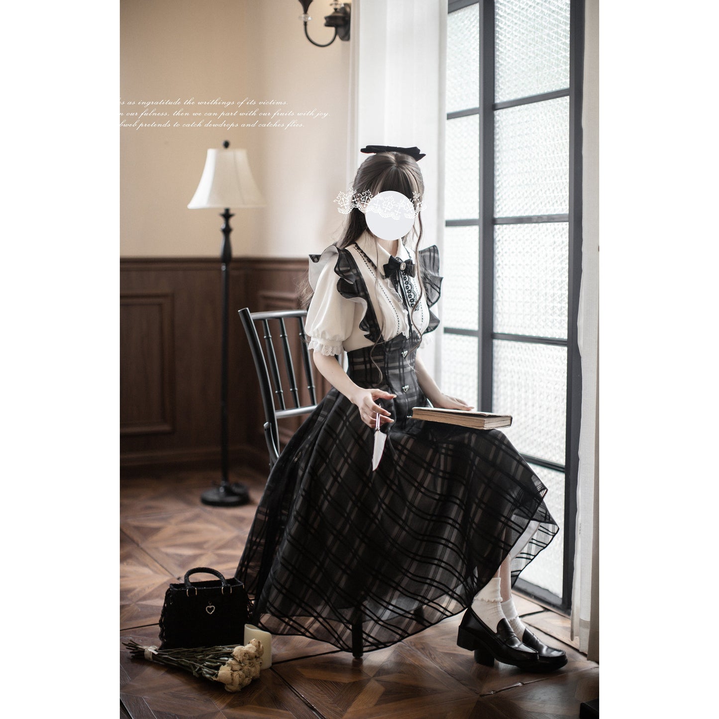 黒墨格子柄のジャンパースカートとブラウス - ロング丈