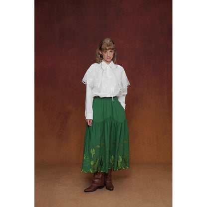 サボテンの花の刺繍チュールケープ