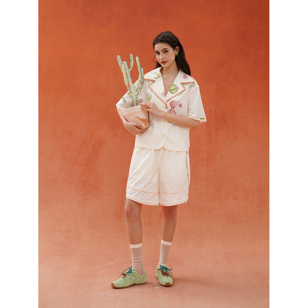 サボテンと花の刺繍レトロブラウス