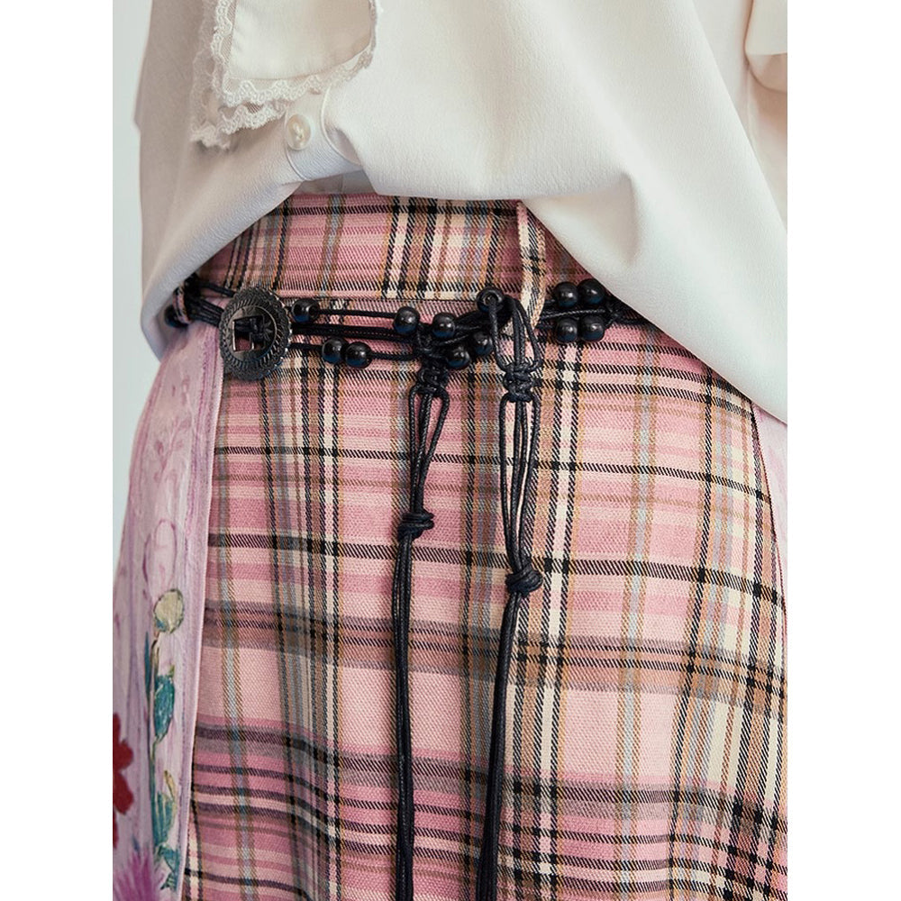 花瓶の花の格子柄スカート