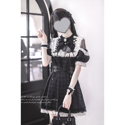 漆黒の堕天使の刺繍フリルワンピース