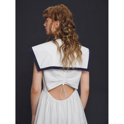 船乗り少女のセーラーワンピース